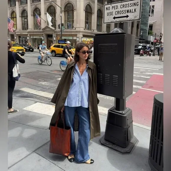 SEZANE Patent Leather Tote Bag In Mahogany - Picture 8 of 17